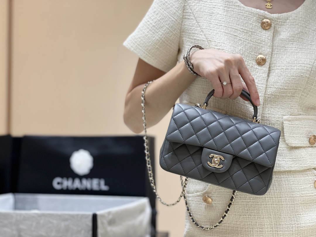 Exploring Ellebag’s Top-Grade Replica of the Chanel Classic Flap Mini Top Handle Bag: A 20cm Smoky Gray Lambskin Masterpiece(2025 Mar Updated)-Best Quality Fake Louis Vuitton Bag Online Store, Replica designer bag ru