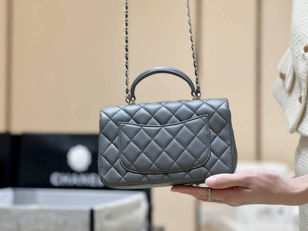 Exploring Ellebag’s Top-Grade Replica of the Chanel Classic Flap Mini Top Handle Bag: A 20cm Smoky Gray Lambskin Masterpiece(2025 Mar Updated)-Best Quality Fake Louis Vuitton Bag Online Store, Replica designer bag ru