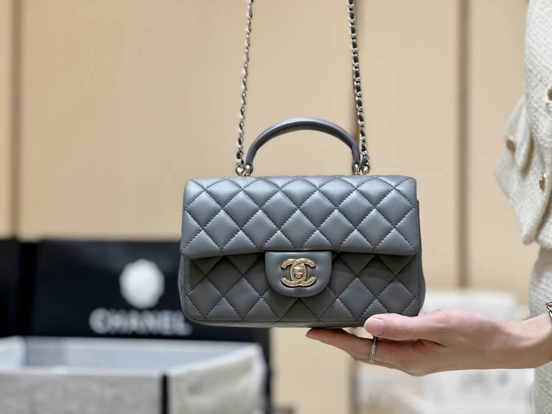 Exploring Ellebag’s Top-Grade Replica of the Chanel Classic Flap Mini Top Handle Bag: A 20cm Smoky Gray Lambskin Masterpiece(2025 Mar Updated)-Best Quality Fake Louis Vuitton Bag Online Store, Replica designer bag ru