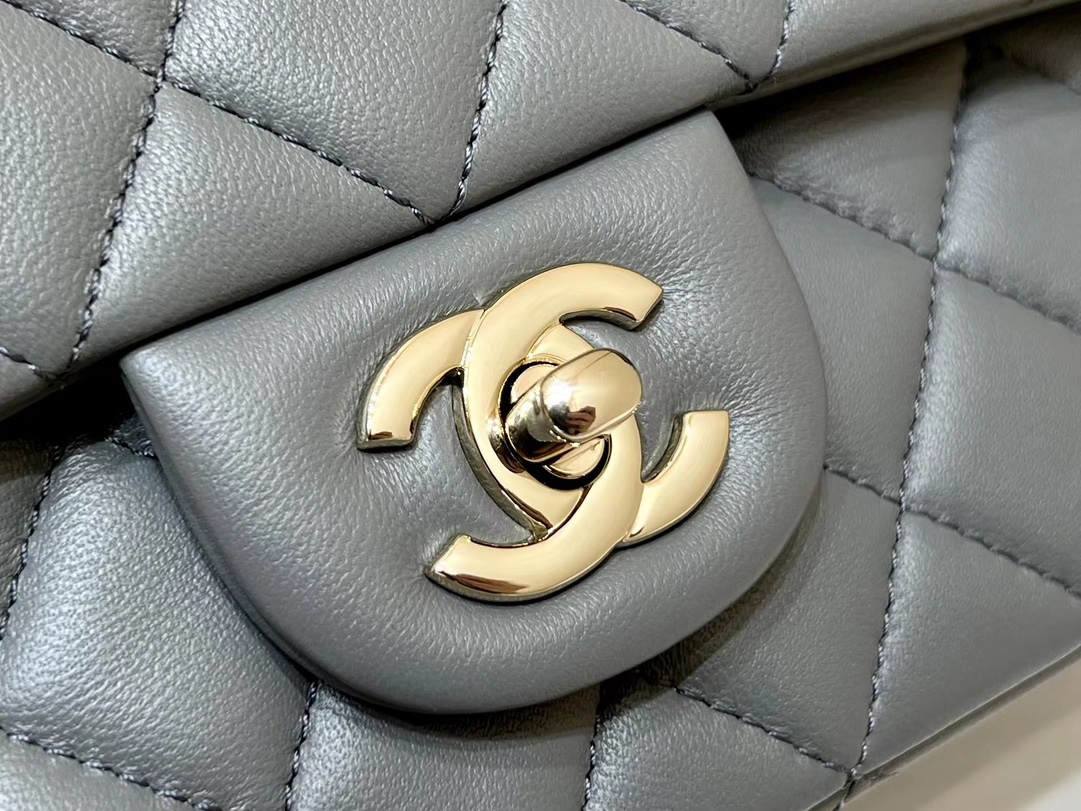 Exploring Ellebag’s Top-Grade Replica of the Chanel Classic Flap Mini Top Handle Bag: A 20cm Smoky Gray Lambskin Masterpiece(2025 Mar Updated)-Best Quality Fake Louis Vuitton Bag Online Store, Replica designer bag ru