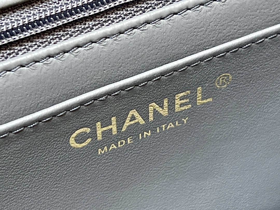 Exploring Ellebag’s Top-Grade Replica of the Chanel Classic Flap Mini Top Handle Bag: A 20cm Smoky Gray Lambskin Masterpiece(2025 Mar Updated)-Best Quality Fake Louis Vuitton Bag Online Store, Replica designer bag ru