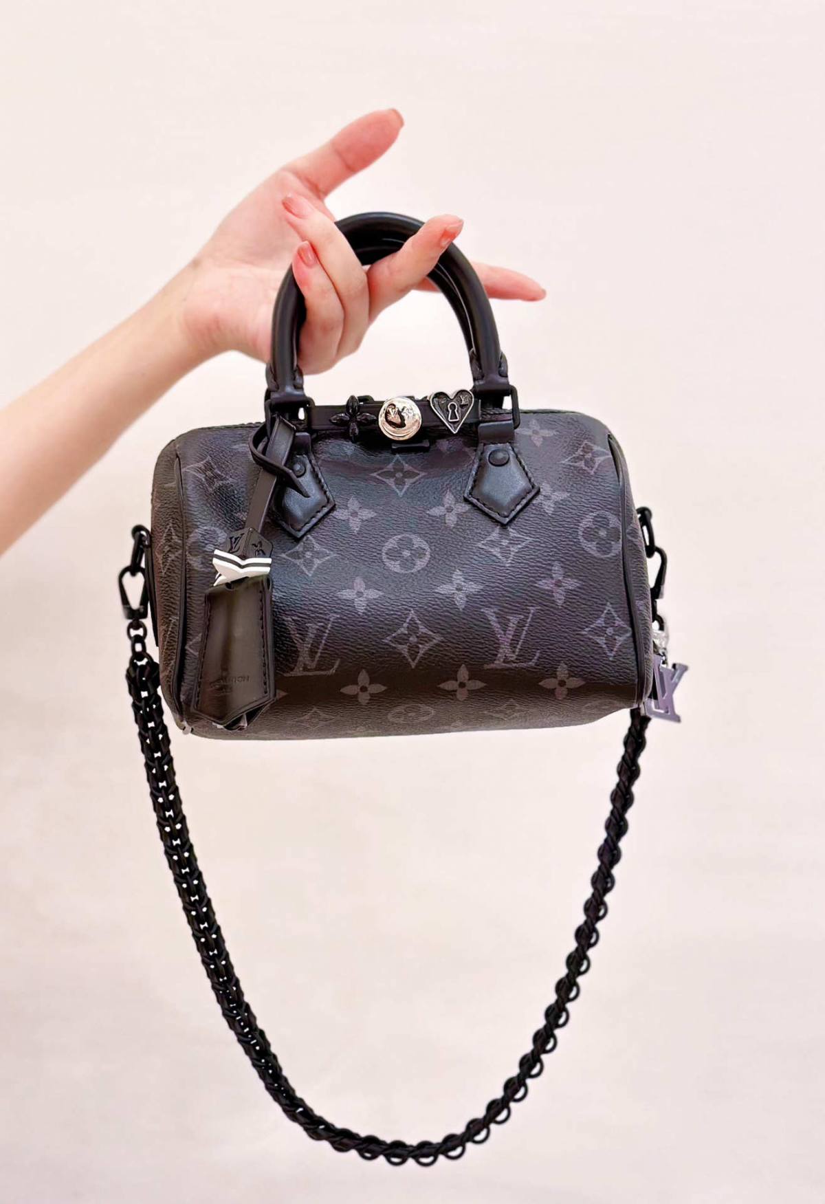 “Ellebag’s 1:1 Replica of Louis Vuitton Speedy Bandoulière 18 M24606: A Masterclass in Craftsmanship”(2025 Mar Updated)-Loja online de bolsa Louis Vuitton falsa de melhor qualidade, bolsa de designer de réplica ru