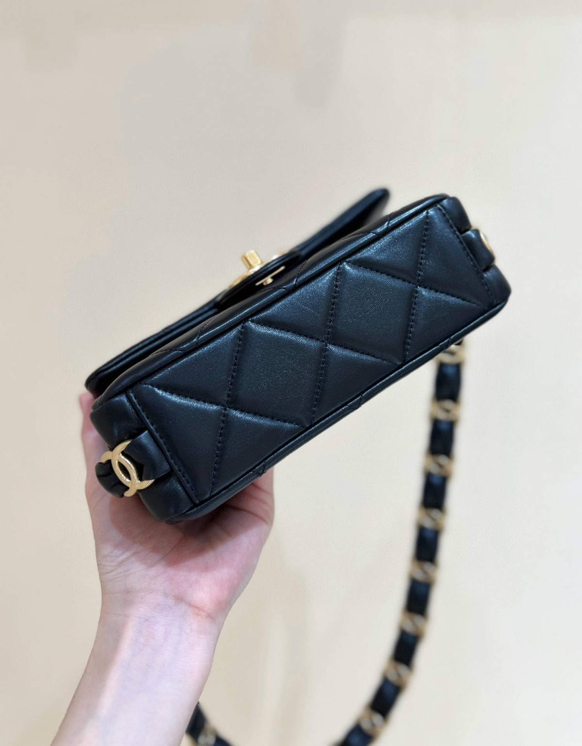 Exploring the Craftsmanship of Ellebag super replica Chanel AS5174 Bag(2025 Mar Updated)-En İyi Kalite Sahte Louis Vuitton Çanta Online Mağazası, Çoğaltma tasarımcı çanta ru