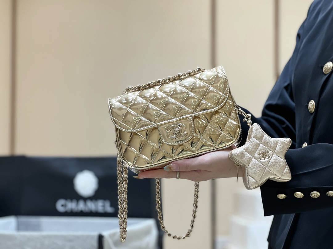 Exploring the Craftsmanship of Ellebag’s Top-Grade Replica: 24C Bag in Shiny Finish with Champagne Gold Hardware(2025 Mar Updated)-Best Quality Fake Louis Vuitton Bag Online Store, Replica designer bag ru