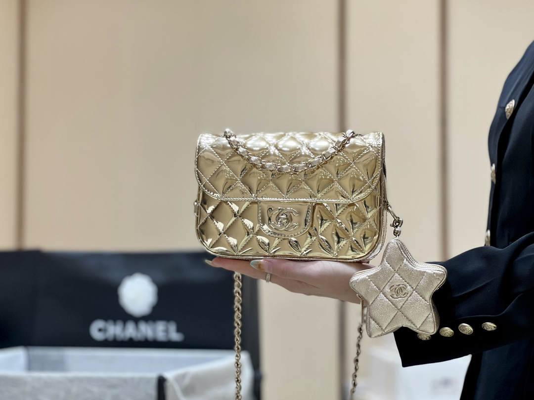 Exploring the Craftsmanship of Ellebag’s Top-Grade Replica: 24C Bag in Shiny Finish with Champagne Gold Hardware(2025 Mar Updated)-Best Quality Fake Louis Vuitton Bag Online Store, Replica designer bag ru