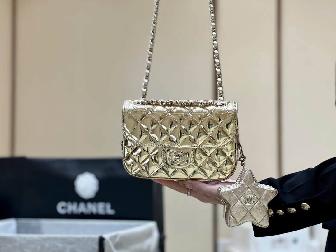 Exploring the Craftsmanship of Ellebag’s Top-Grade Replica: 24C Bag in Shiny Finish with Champagne Gold Hardware(2025 Mar Updated)-Best Quality Fake Louis Vuitton Bag Online Store, Replica designer bag ru