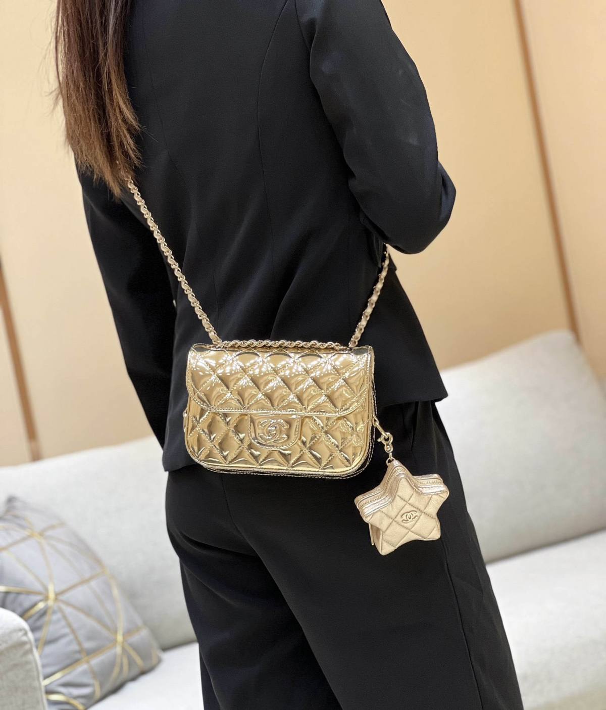 Exploring the Craftsmanship of Ellebag’s Top-Grade Replica: 24C Bag in Shiny Finish with Champagne Gold Hardware(2025 Mar Updated)-Best Quality Fake Louis Vuitton Bag Online Store, Replica designer bag ru