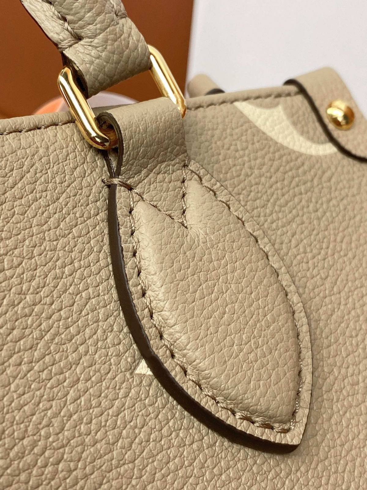 Ellebag’s 1:1 Replica of the Louis Vuitton M45779 ONTHEGO Mini Handbag: A Masterful Recreation of Timeless Luxury(2025 Mar Updated)-بهترين معيار جي جعلي لوئس ويٽون بيگ آن لائين اسٽور، ريپليڪا ڊيزائنر بيگ ru