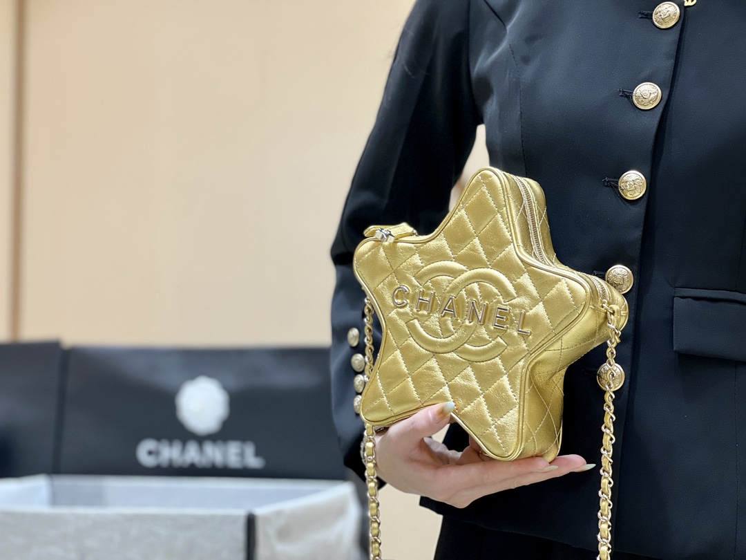 Exploring the Craftsmanship of Ellebag’s Top-Grade Replica: AS4579 Handbag in Shiny Finish with Champagne Gold Hardware(2025 Mar Updated)-Kedai Dalam Talian Beg Louis Vuitton Palsu Kualiti Terbaik, Beg reka bentuk replika ru