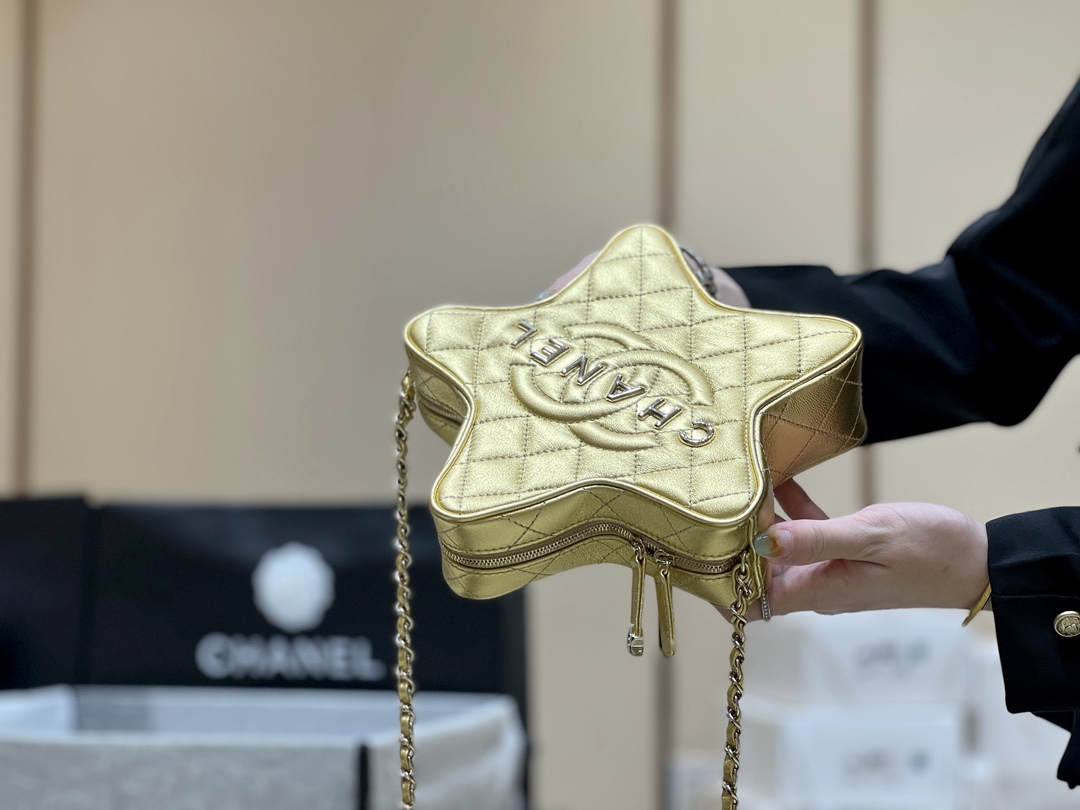 Exploring the Craftsmanship of Ellebag’s Top-Grade Replica: AS4579 Handbag in Shiny Finish with Champagne Gold Hardware(2025 Mar Updated)-Kedai Dalam Talian Beg Louis Vuitton Palsu Kualiti Terbaik, Beg reka bentuk replika ru