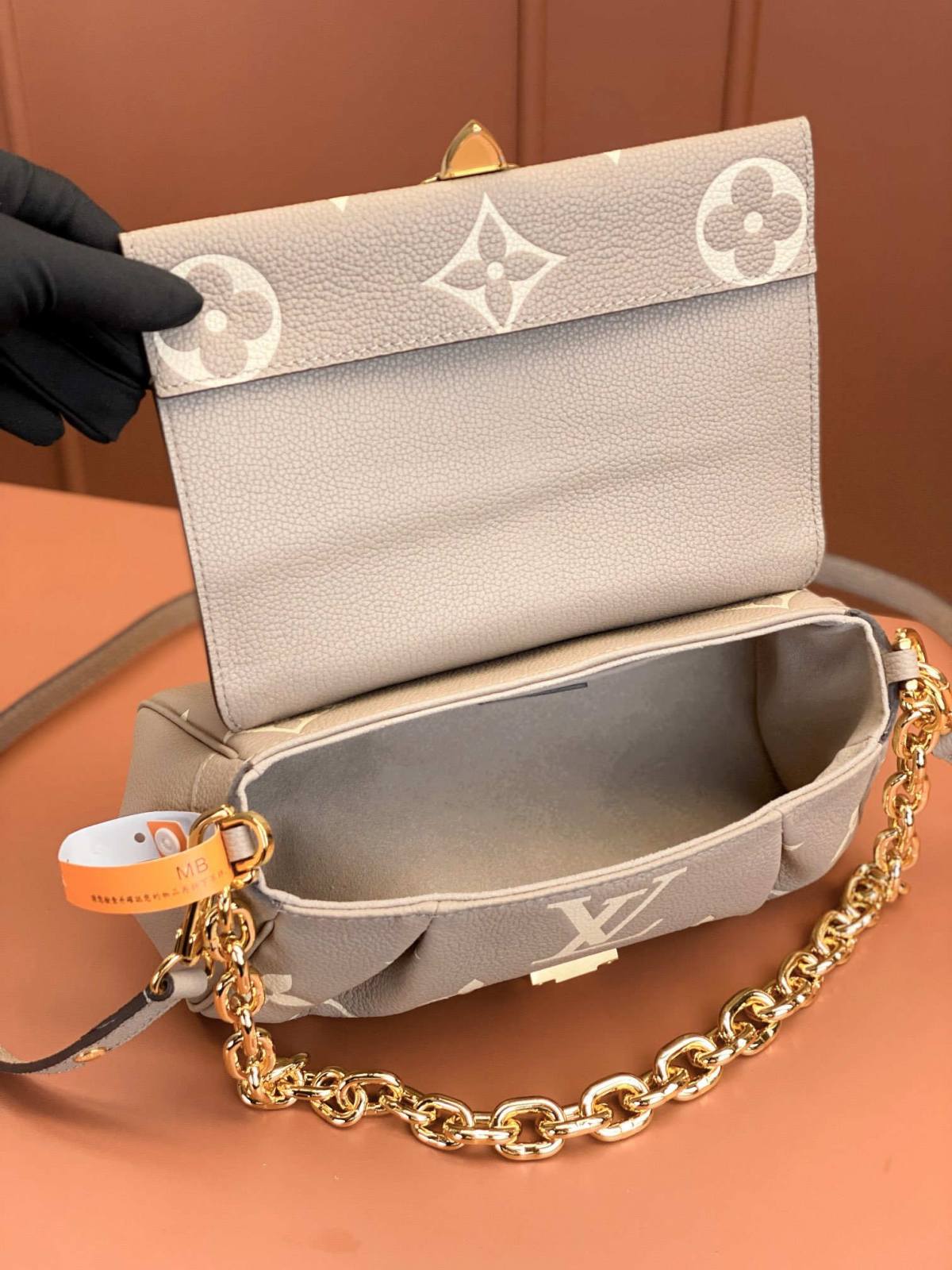 Ellebag’s 1:1 Replica of the Louis Vuitton M45836 FAVORITE Handbag: A Tribute to Timeless Luxury Craftsmanship(2025 Mar Updated)-Loja online de bolsa Louis Vuitton falsa de melhor qualidade, bolsa de designer de réplica ru