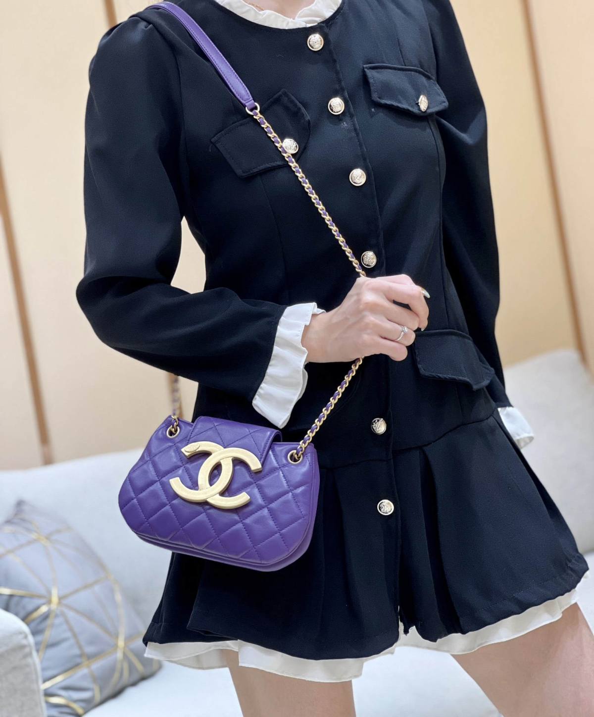 Exploring the Craftsmanship of Ellebag’s Top-Grade Replica: AS4609 Handbag in Purple Lambskin with Gold Hardware(2025 Mar Updated)-Bästa kvalitet Fake Louis Vuitton Bag Online Store, Replica designer bag ru