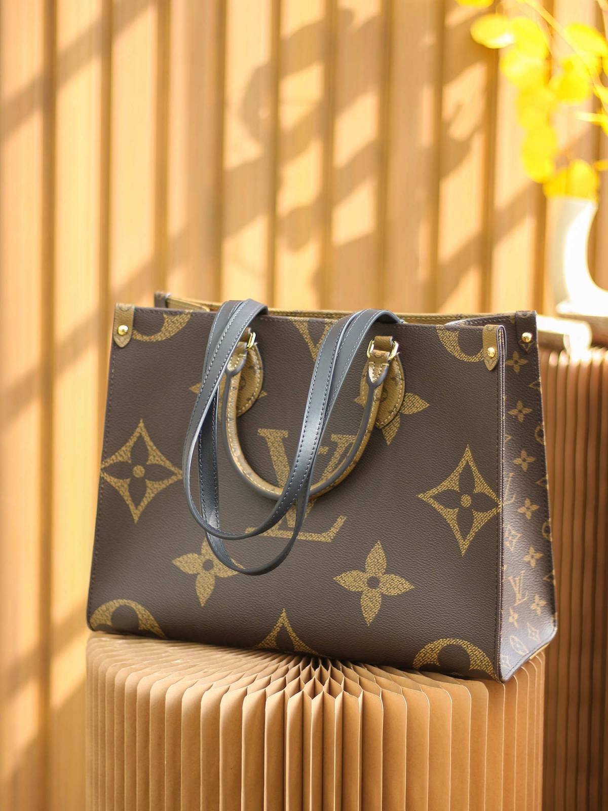 Ellebag’s 1:1 Replica of the Louis Vuitton OnTheGo Tote M44576: Precision and Craftsmanship in Every Detail （M44576 M45321 M45039 M45320）(2025 Mar Updated)-Paras laatu väärennetty Louis Vuitton laukku verkkokauppa, replika suunnittelija laukku ru