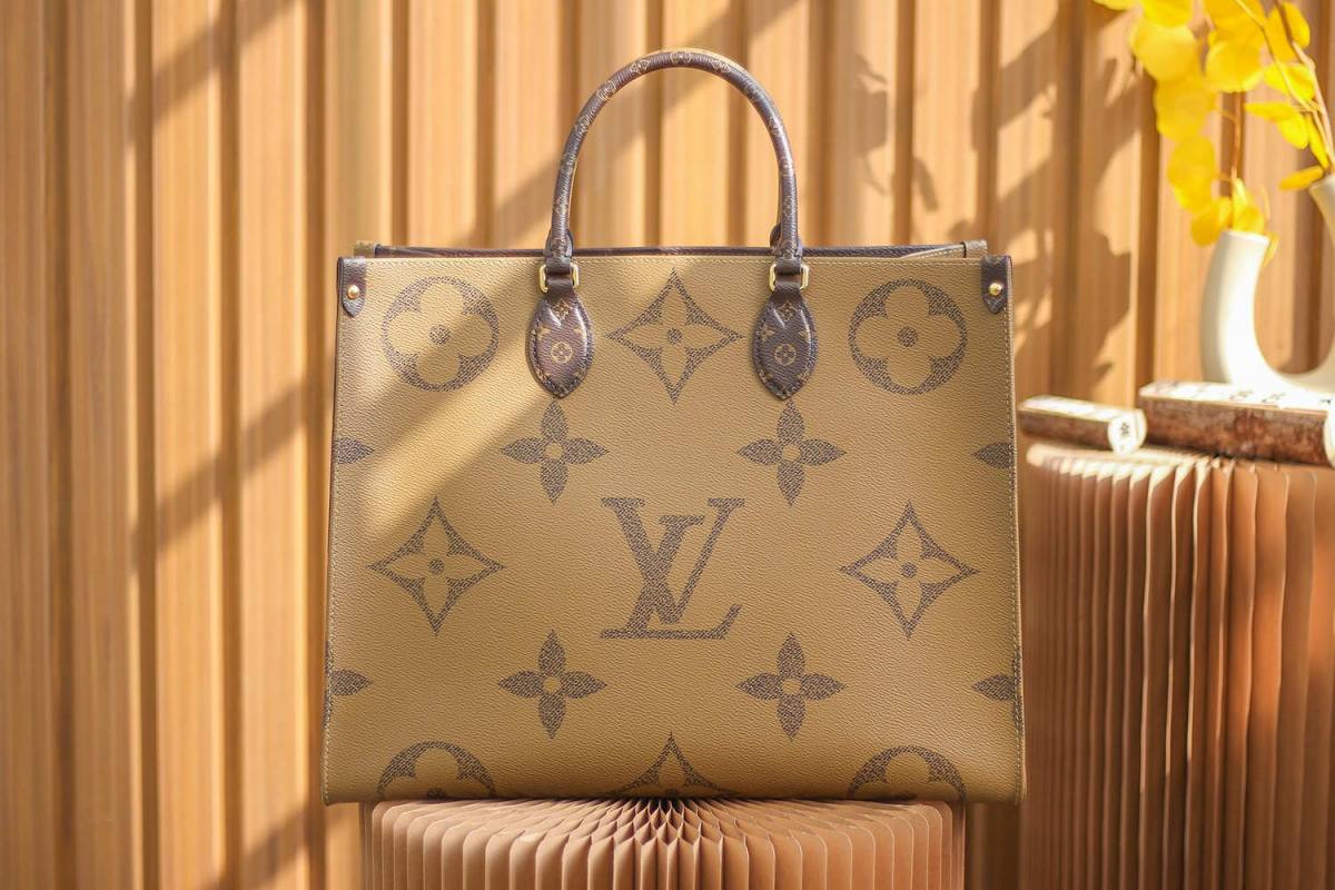 Ellebag’s 1:1 Replica of the Louis Vuitton OnTheGo Tote M44576: Precision and Craftsmanship in Every Detail （M44576 M45321 M45039 M45320）(2025 Mar Updated)-Labing Maayo nga Kalidad nga Peke nga Louis Vuitton Bag Online Store, Replica designer bag ru