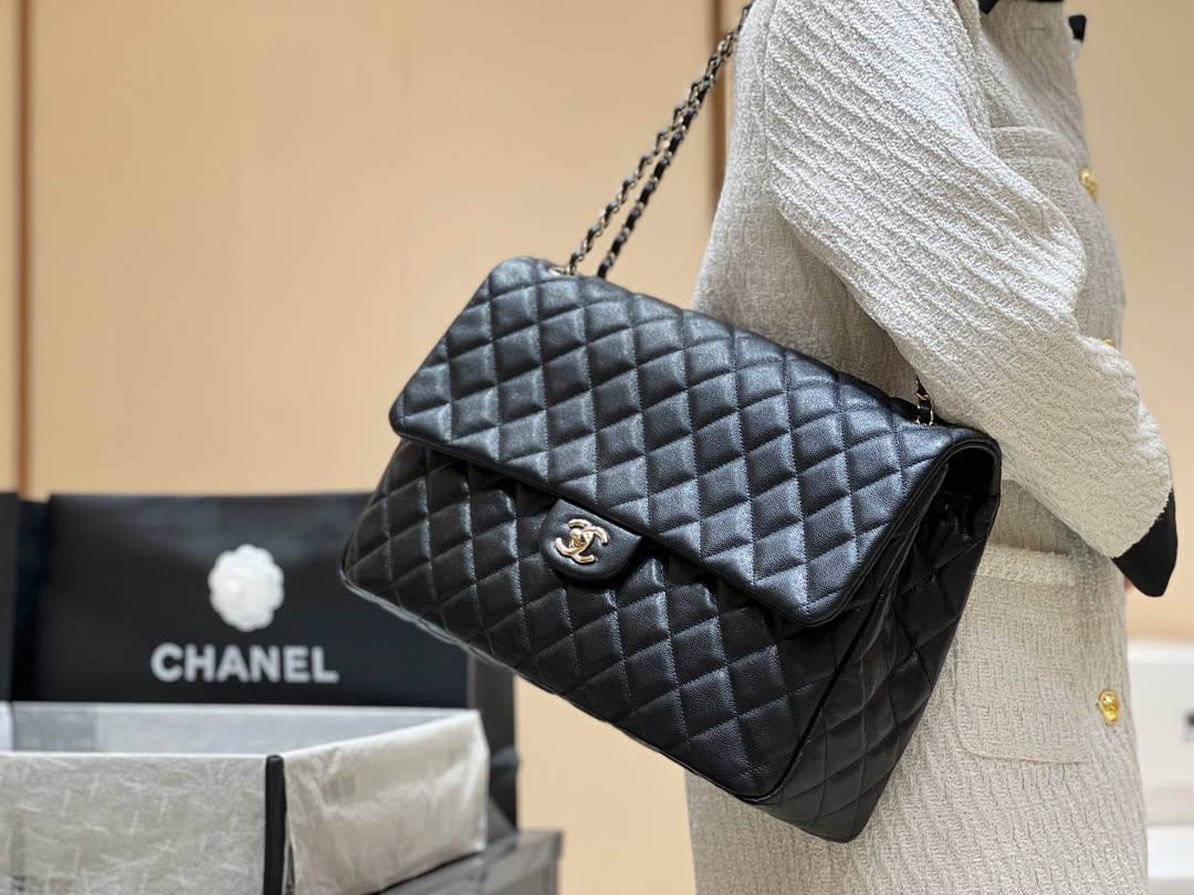 Exploring the Craftsmanship of Ellebag’s Top-Grade Replica: AS4661 Handbag in Black Caviar Leather with Champagne Gold Hardware(2025 Mar Updated)-Negozio in linea della borsa falsa di Louis Vuitton di migliore qualità, borsa del progettista della replica ru