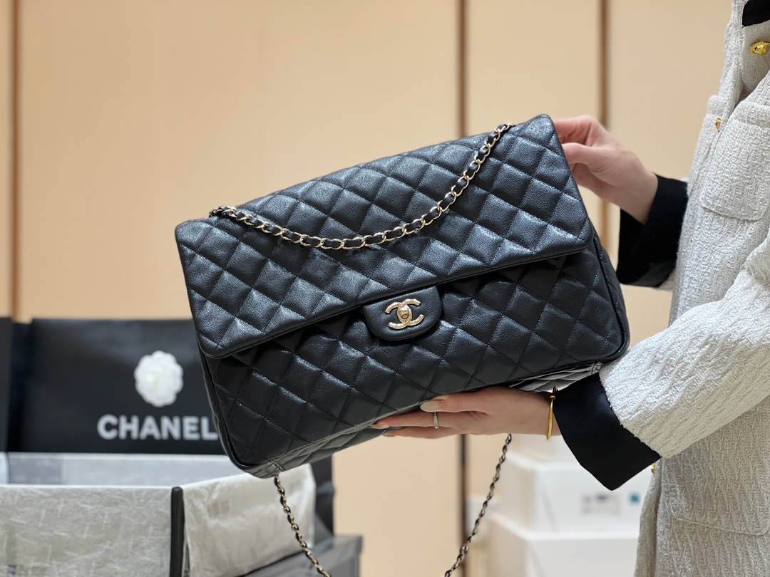 Exploring the Craftsmanship of Ellebag’s Top-Grade Replica: AS4661 Handbag in Black Caviar Leather with Champagne Gold Hardware(2025 Mar Updated)-Negozio in linea della borsa falsa di Louis Vuitton di migliore qualità, borsa del progettista della replica ru