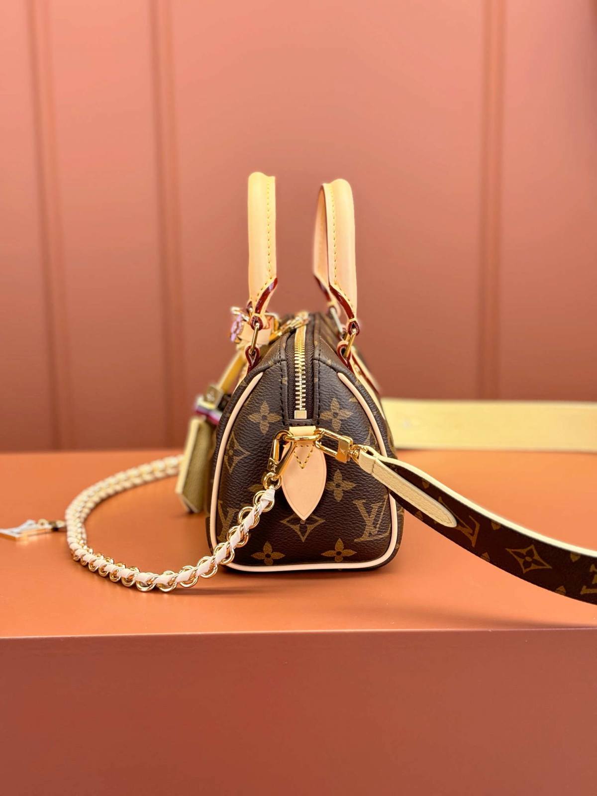 “Ellebag’s 1:1 Replica of the Louis Vuitton Speedy Bandoulière 18 M46970: A Perfect Recreation of Luxury”(2025 Mar Updated)-Negozio in linea della borsa falsa di Louis Vuitton di migliore qualità, borsa del progettista della replica ru