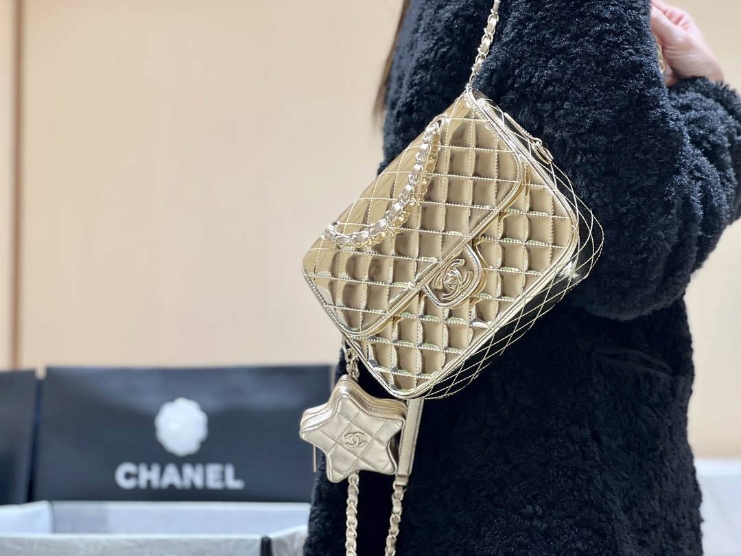 Exploring the Craftsmanship of Ellebag’s Top-Grade Replica: Backpack & Star Coin Purse in Champagne Lambskin with Gold Hardware(2025 Mar Updated)-Best Quality Replica designer Bag factory in China