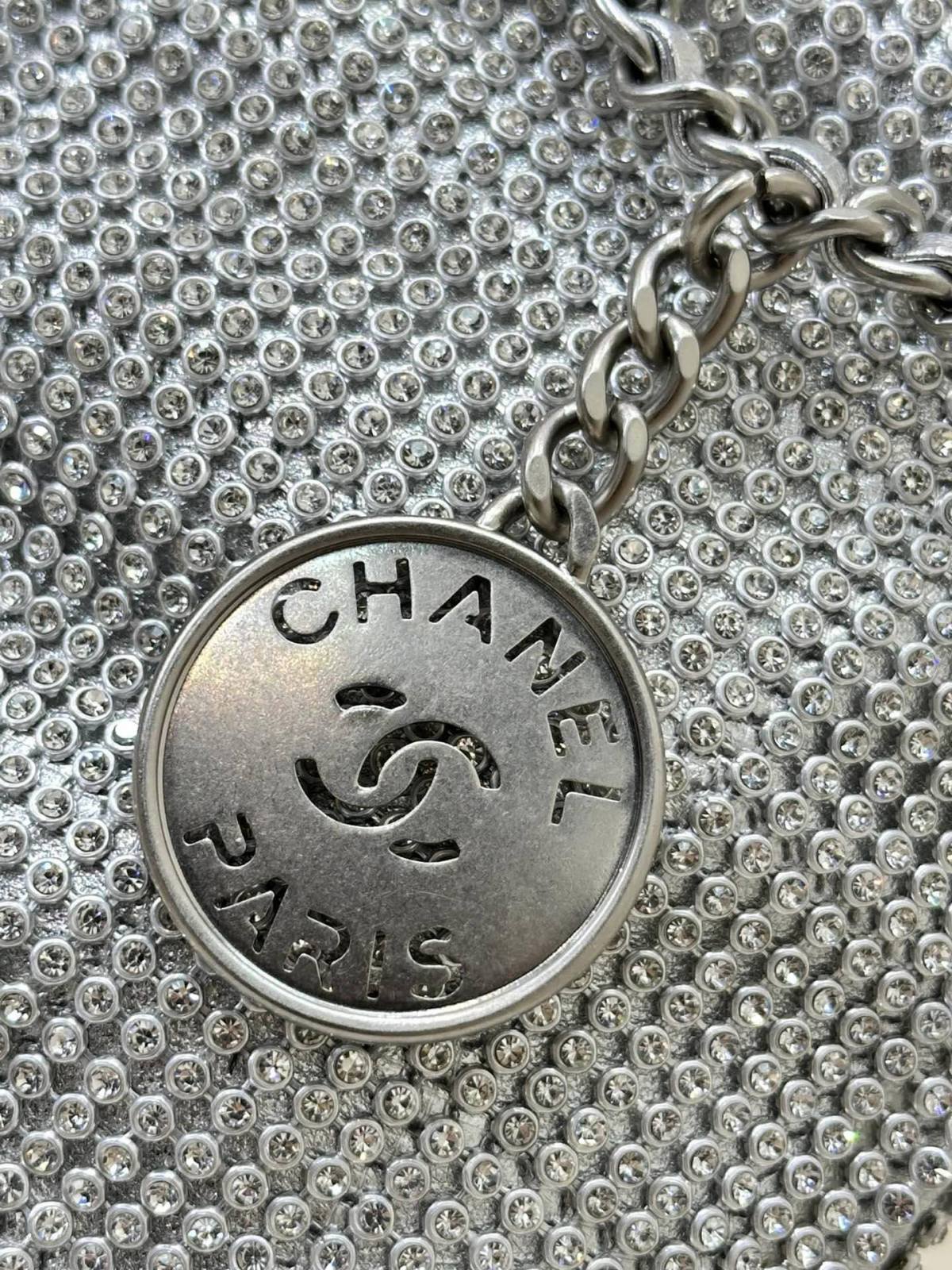 Ellebag’s 1:1 Replica of the Chanel 22 Mini Silver Diamond Bag: A Dazzling Tribute to Timeless Luxury(2025 Apr Updated)-Best Quality Fake Louis Vuitton Bag Online Store, Replica designer bag ru