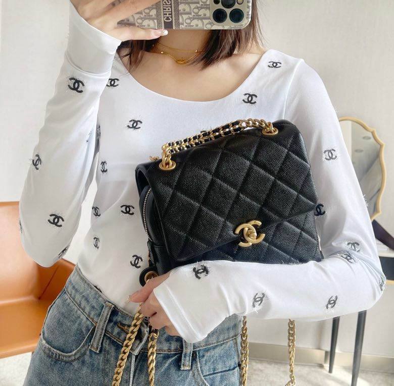 Ellebag’s 1:1 Replica of the Chanel 22P Spring/Summer Vintage Backpack: Mastering Retro Elegance with Craftsmanship(2025 May Updated)-Bästa kvalitet Fake Louis Vuitton Bag Online Store, Replica designer bag ru