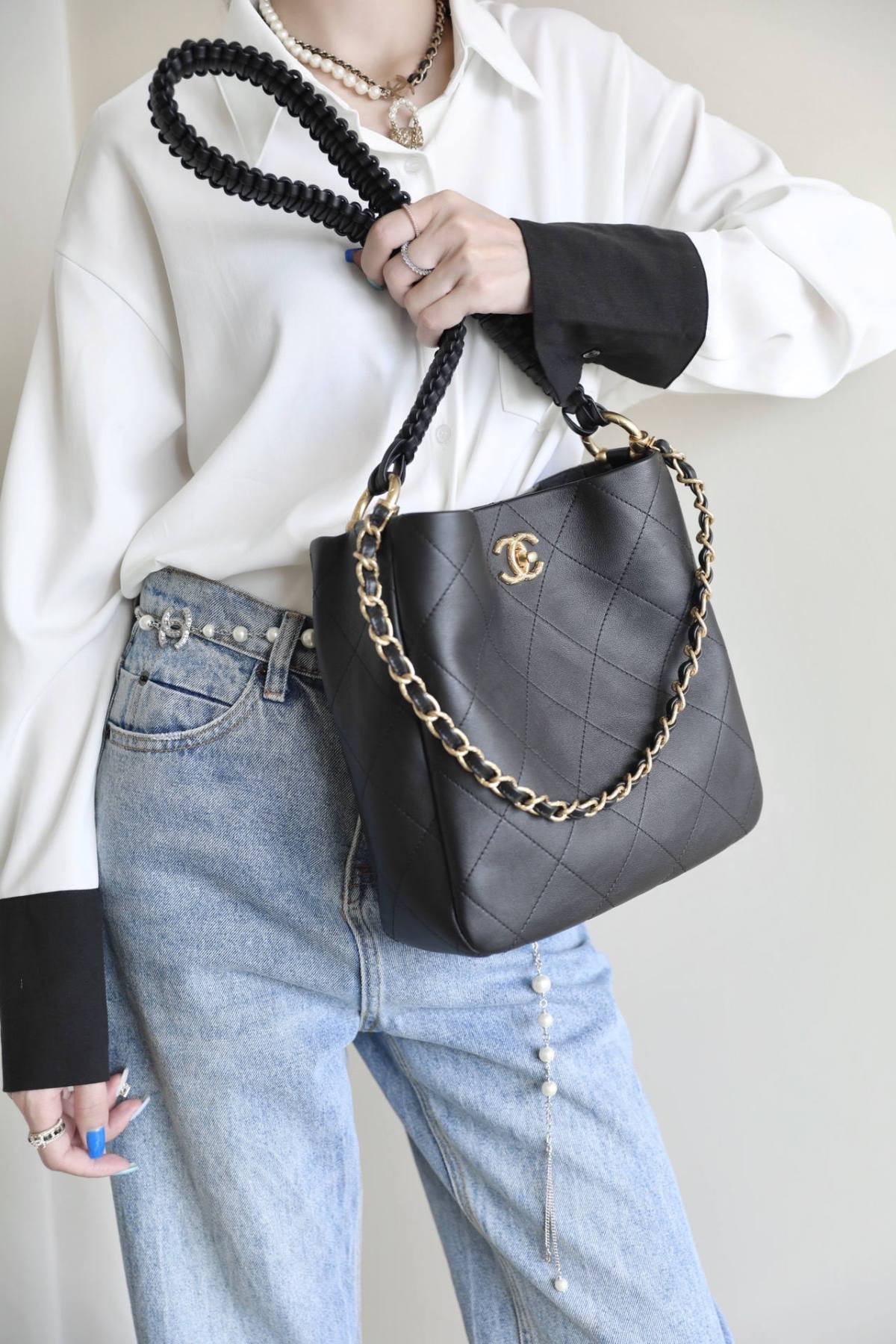 Ellebag’s 1:1 Replica of the Chanel 23A Handcrafted Hobo Bag: A Celebration of Retro Craftsmanship and Luxury(2025 May Updated)-Bästa kvalitet Fake Louis Vuitton Bag Online Store, Replica designer bag ru