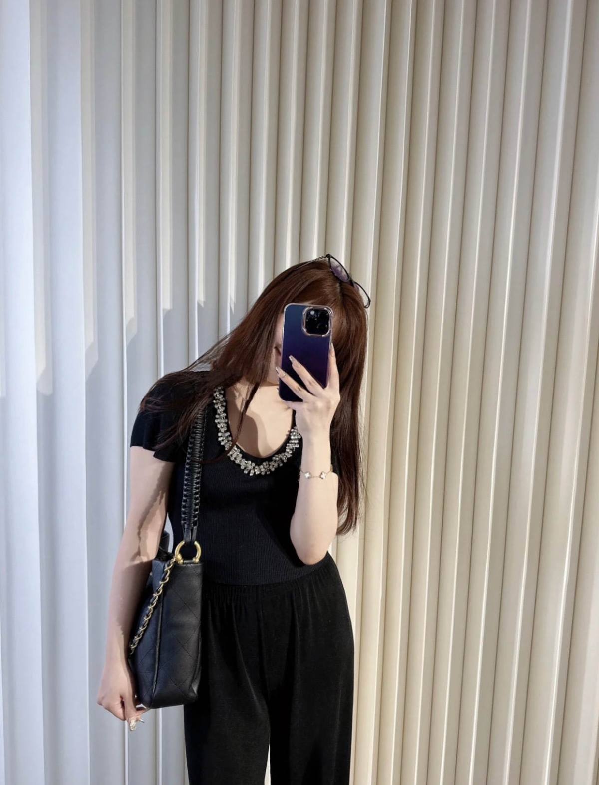Ellebag’s 1:1 Replica of the Chanel 23A Handcrafted Hobo Bag: A Celebration of Retro Craftsmanship and Luxury(2025 May Updated)-Bästa kvalitet Fake Louis Vuitton Bag Online Store, Replica designer bag ru
