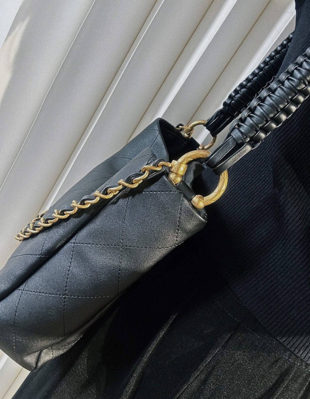 Ellebag’s 1:1 Replica of the Chanel 23A Handcrafted Hobo Bag: A Celebration of Retro Craftsmanship and Luxury(2025 May Updated)-Bästa kvalitet Fake Louis Vuitton Bag Online Store, Replica designer bag ru