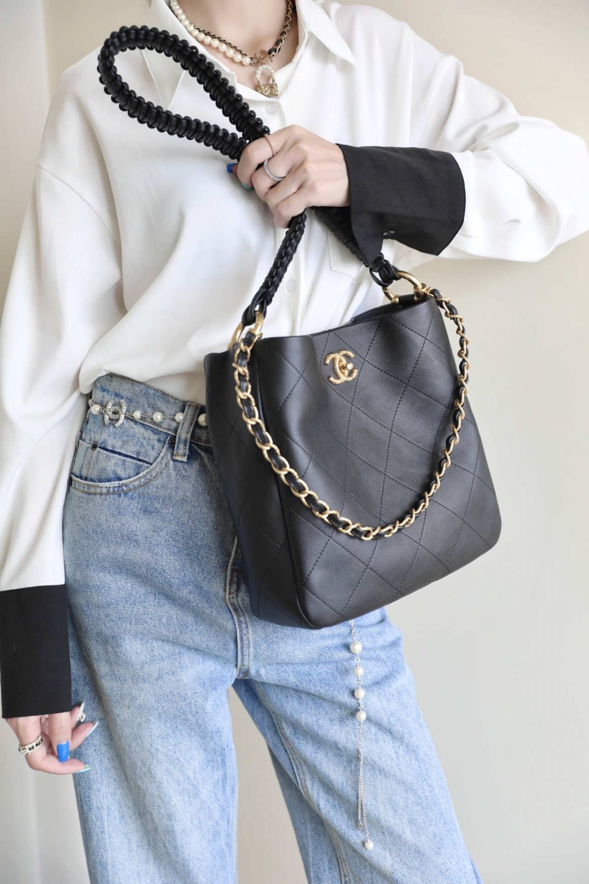 Ellebag’s 1:1 Replica of the Chanel 23A Handcrafted Hobo Bag: A Celebration of Retro Craftsmanship and Luxury(2025 May Updated)-Bästa kvalitet Fake Louis Vuitton Bag Online Store, Replica designer bag ru
