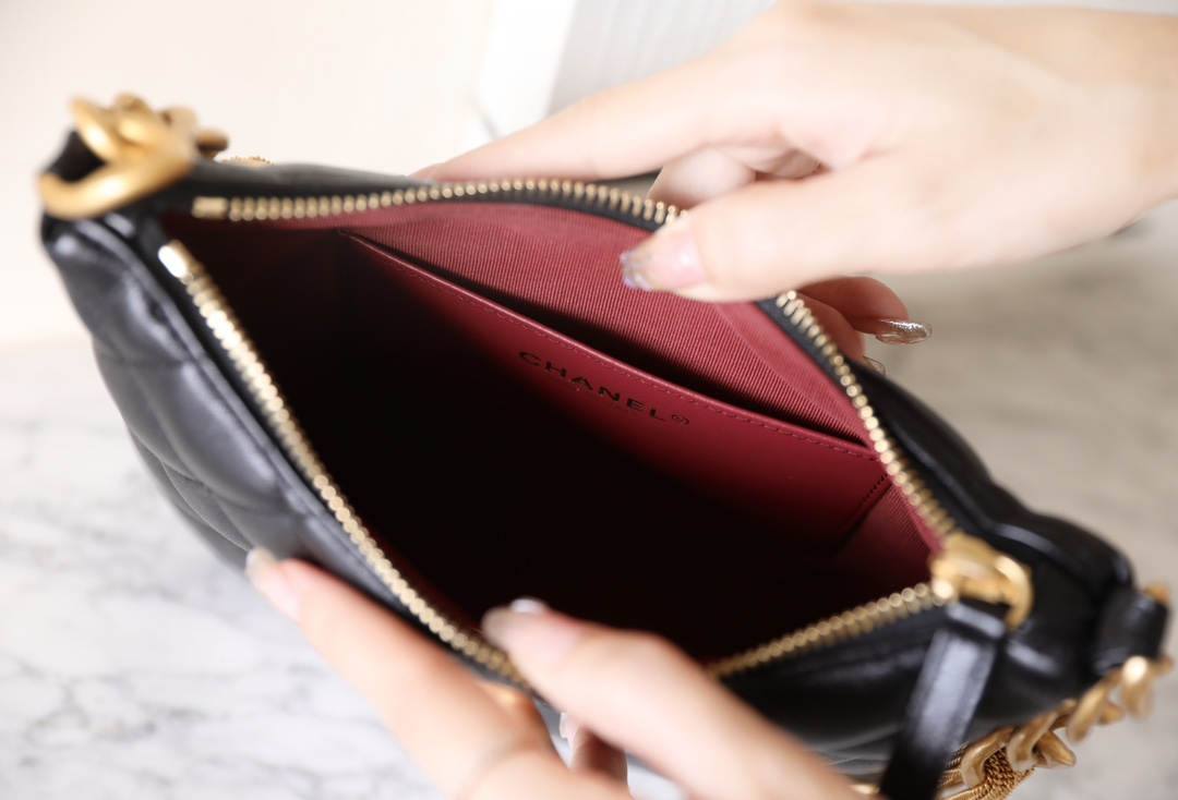 Ellebag’s 1:1 Replica of the Chanel 23A Hobo Bag: A Timeless Fusion of Retro Elegance and Modern Craftsmanship(2025 May Updated)-Paras laatu väärennetty Louis Vuitton laukku verkkokauppa, replika suunnittelija laukku ru