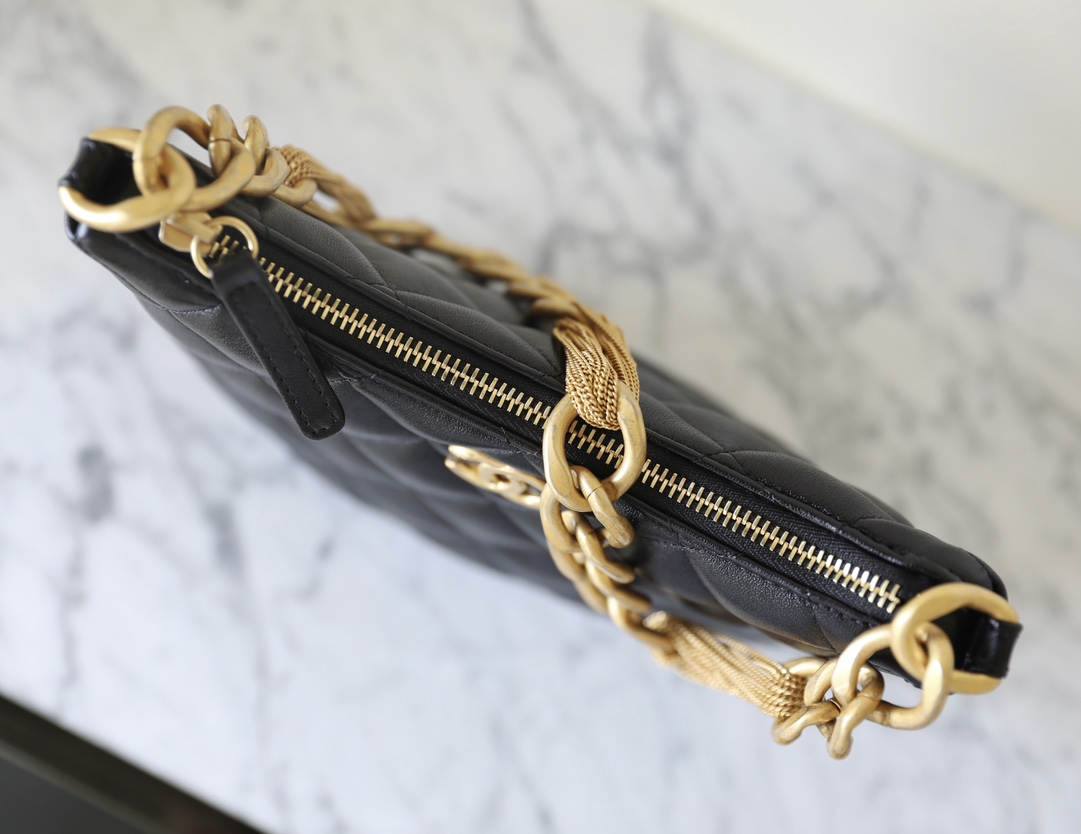 Ellebag’s 1:1 Replica of the Chanel 23A Hobo Bag: A Timeless Fusion of Retro Elegance and Modern Craftsmanship(2025 May Updated)-Paras laatu väärennetty Louis Vuitton laukku verkkokauppa, replika suunnittelija laukku ru