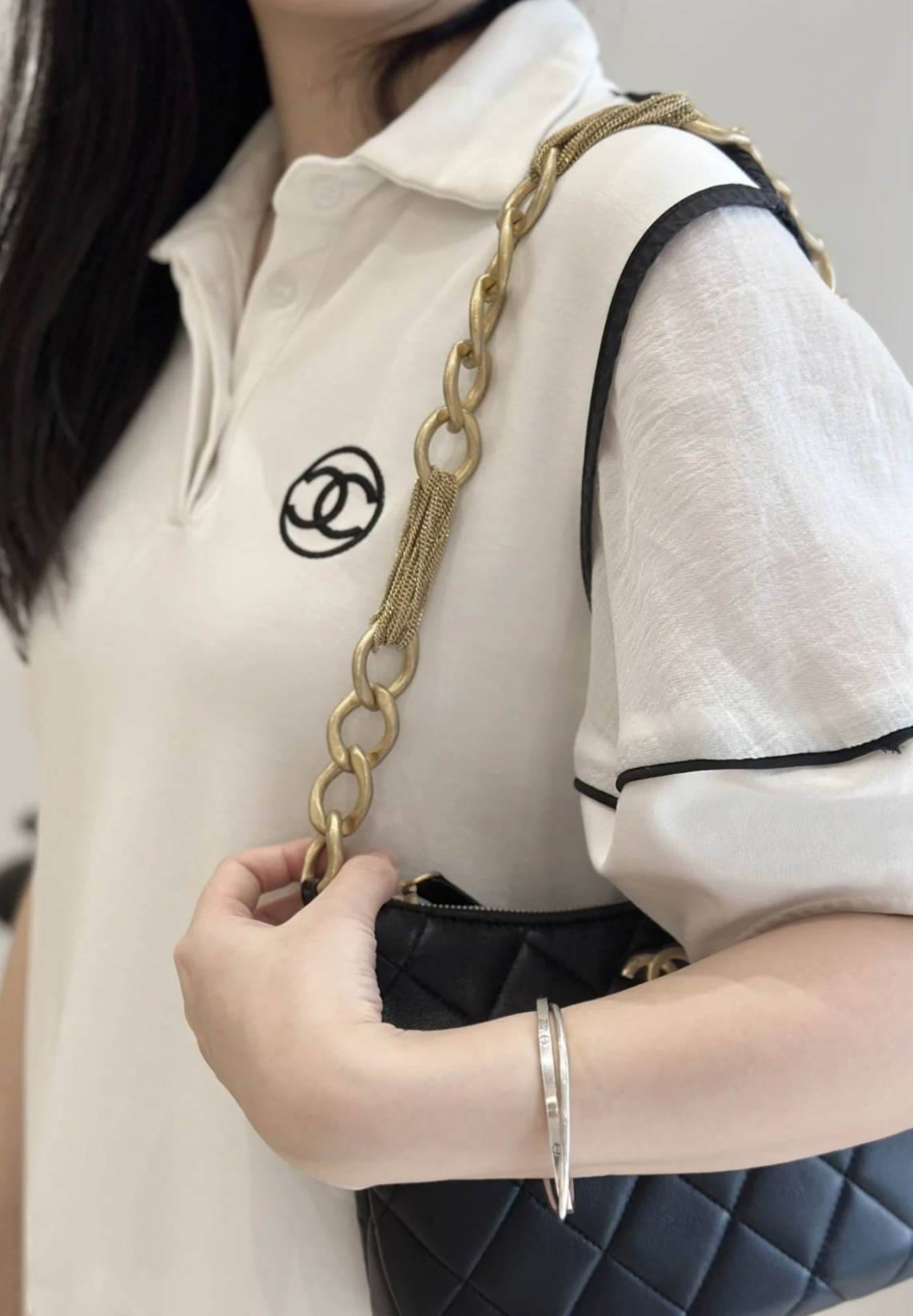 Ellebag’s 1:1 Replica of the Chanel 23A Hobo Bag: A Timeless Fusion of Retro Elegance and Modern Craftsmanship(2025 May Updated)-Paras laatu väärennetty Louis Vuitton laukku verkkokauppa, replika suunnittelija laukku ru