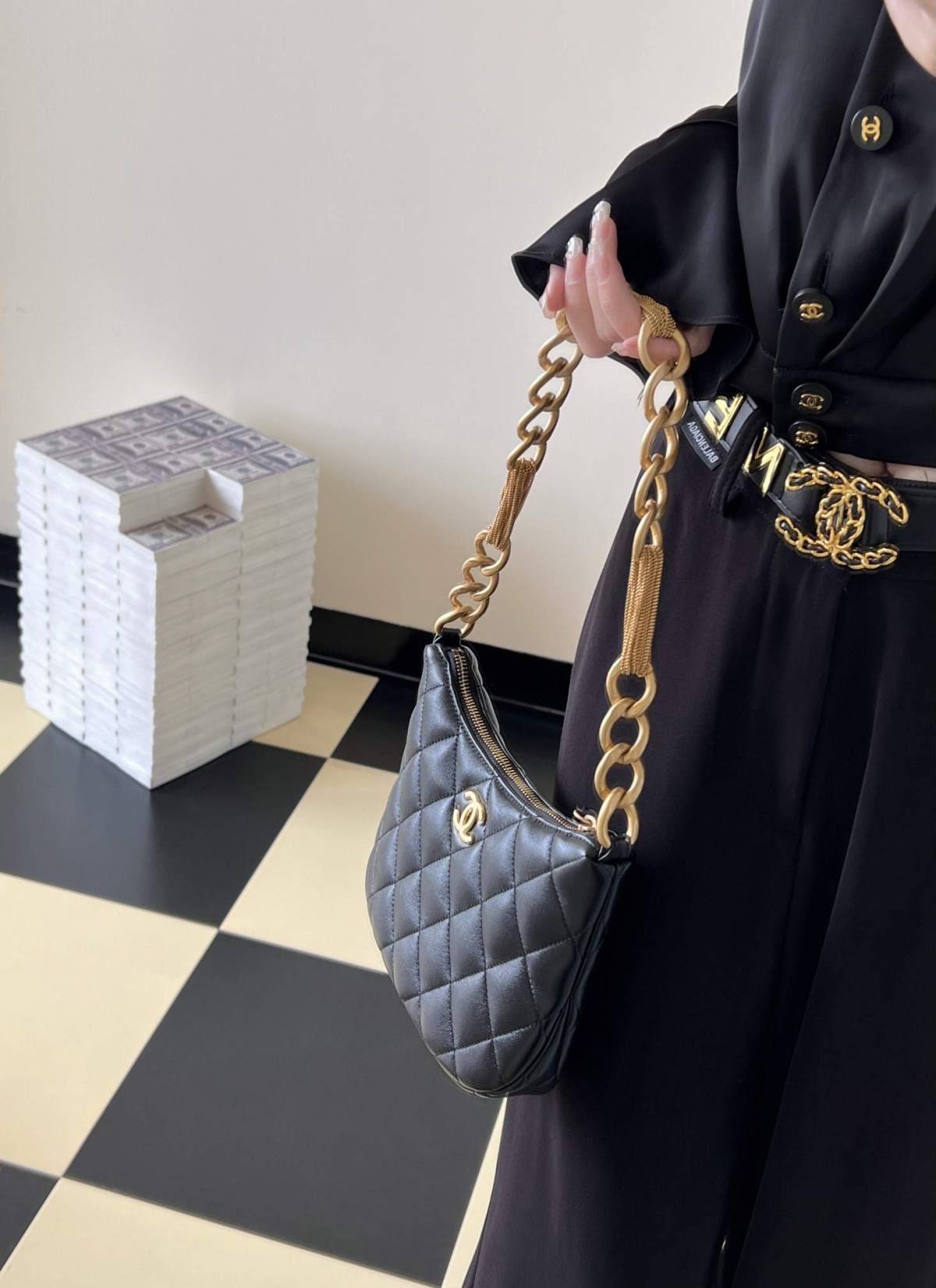 Ellebag’s 1:1 Replica of the Chanel 23A Hobo Bag: A Timeless Fusion of Retro Elegance and Modern Craftsmanship(2025 May Updated)-Paras laatu väärennetty Louis Vuitton laukku verkkokauppa, replika suunnittelija laukku ru