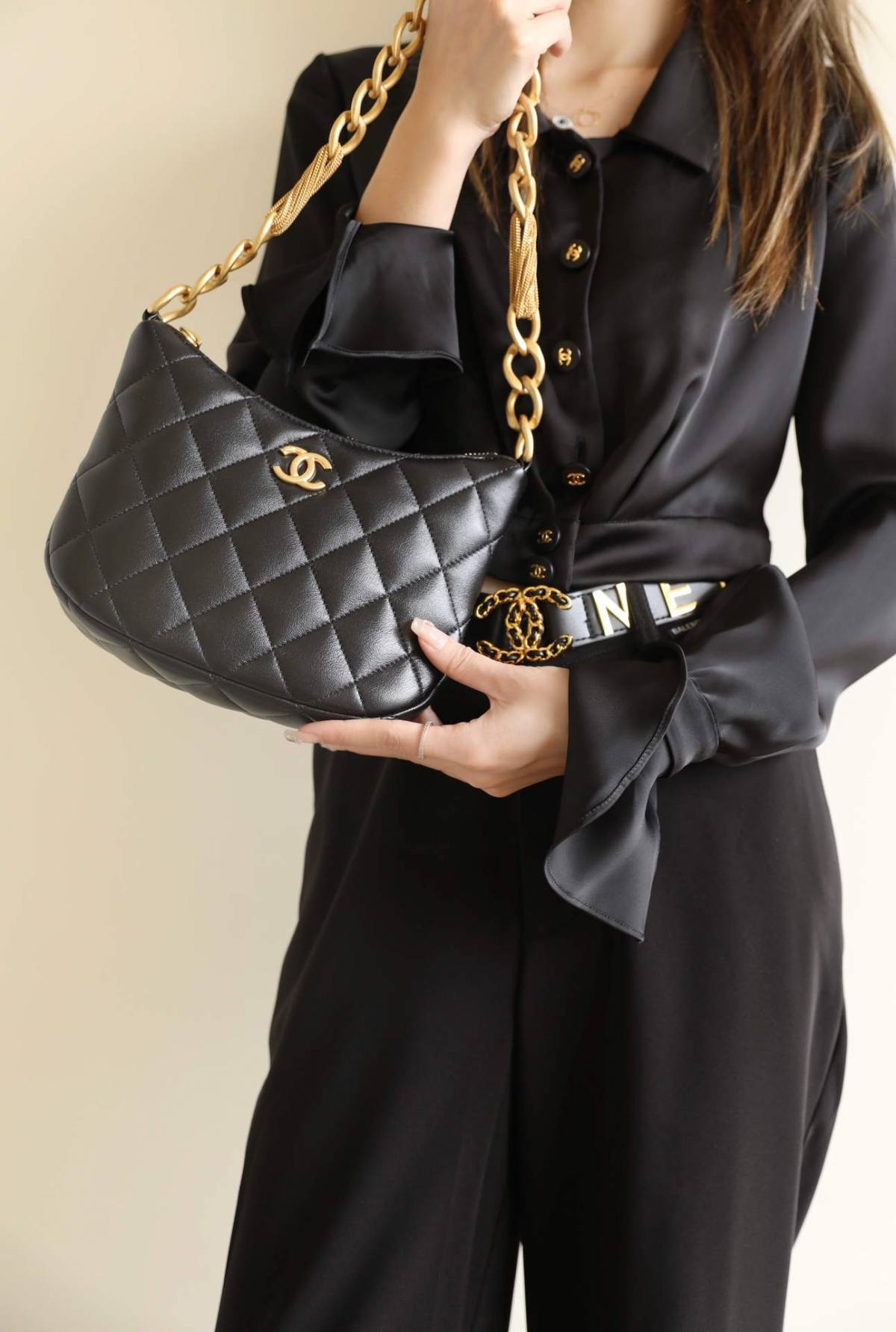 Ellebag’s 1:1 Replica of the Chanel 23A Hobo Bag: A Timeless Fusion of Retro Elegance and Modern Craftsmanship(2025 May Updated)-Paras laatu väärennetty Louis Vuitton laukku verkkokauppa, replika suunnittelija laukku ru