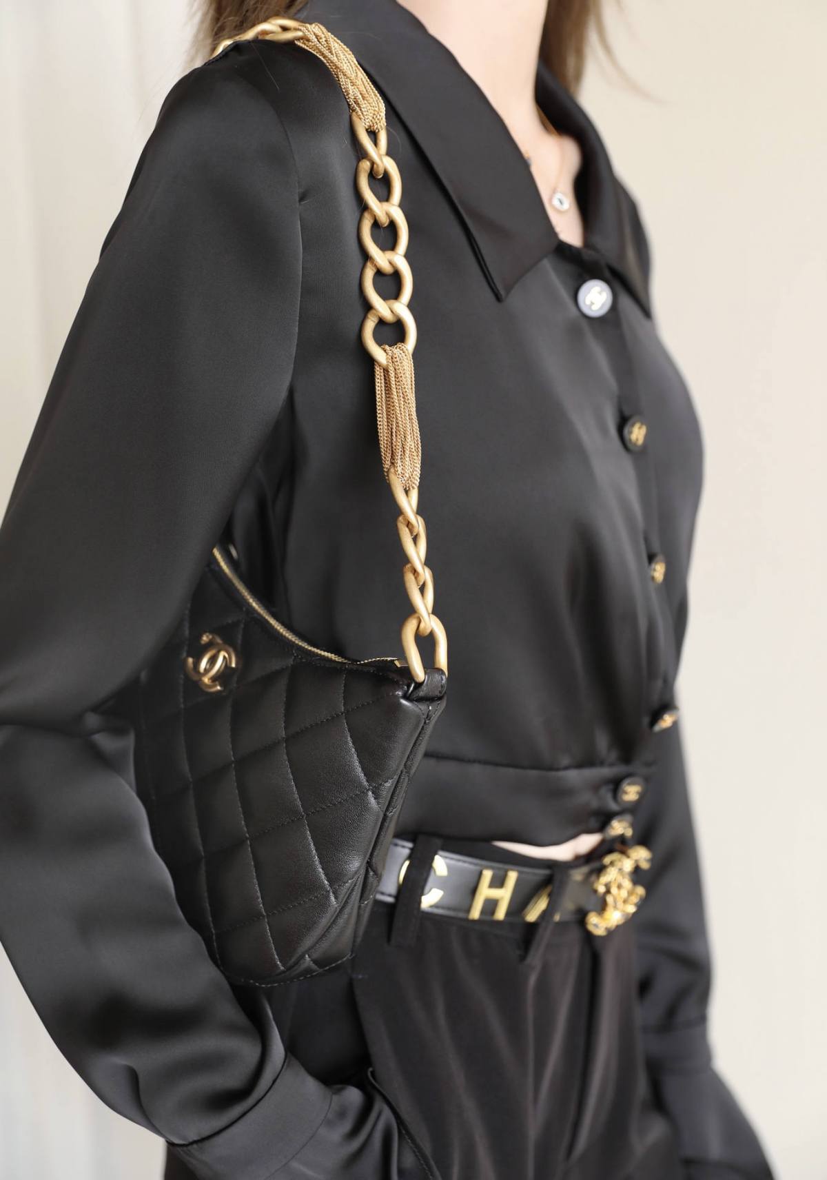 Ellebag’s 1:1 Replica of the Chanel 23A Hobo Bag: A Timeless Fusion of Retro Elegance and Modern Craftsmanship(2025 May Updated)-Paras laatu väärennetty Louis Vuitton laukku verkkokauppa, replika suunnittelija laukku ru