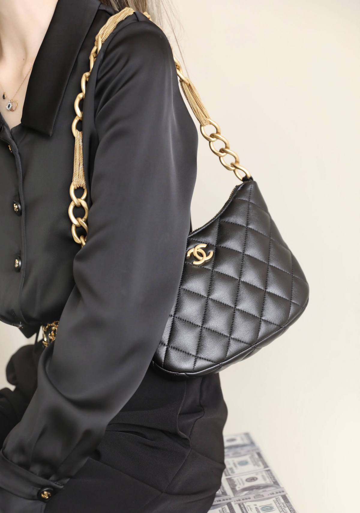 Ellebag’s 1:1 Replica of the Chanel 23A Hobo Bag: A Timeless Fusion of Retro Elegance and Modern Craftsmanship(2025 May Updated)-Paras laatu väärennetty Louis Vuitton laukku verkkokauppa, replika suunnittelija laukku ru