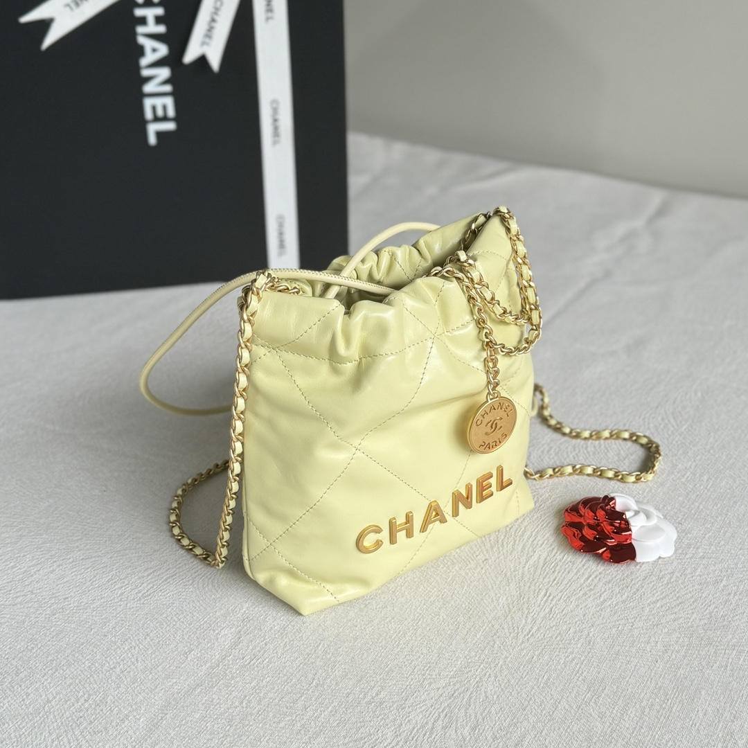 Ellebag’s 1:1 Replica of the Chanel 23S 22Mini Bag in “Chick Yellow”: A Masterpiece of Playful Elegance(2025 May Updated)-Best Quality adịgboroja Louis vuitton akpa Online Store, oyiri mmebe akpa ru