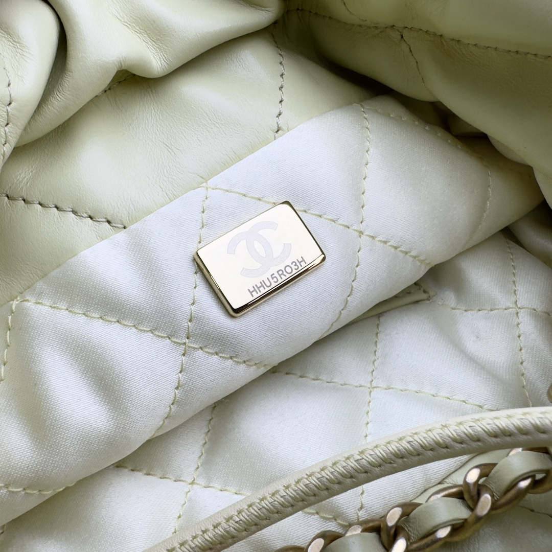 Ellebag’s 1:1 Replica of the Chanel 23S 22Mini Bag in “Chick Yellow”: A Masterpiece of Playful Elegance(2025 May Updated)-Best Quality adịgboroja Louis vuitton akpa Online Store, oyiri mmebe akpa ru