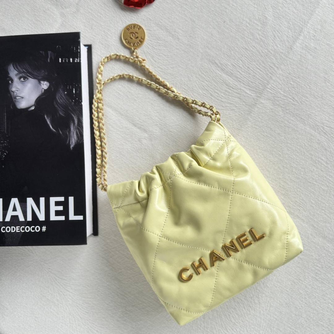 Ellebag’s 1:1 Replica of the Chanel 23S 22Mini Bag in “Chick Yellow”: A Masterpiece of Playful Elegance(2025 May Updated)-Best Quality adịgboroja Louis vuitton akpa Online Store, oyiri mmebe akpa ru