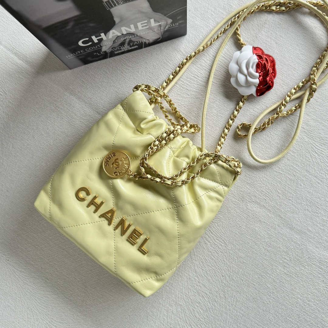 Ellebag’s 1:1 Replica of the Chanel 23S 22Mini Bag in “Chick Yellow”: A Masterpiece of Playful Elegance(2025 May Updated)-Best Quality adịgboroja Louis vuitton akpa Online Store, oyiri mmebe akpa ru