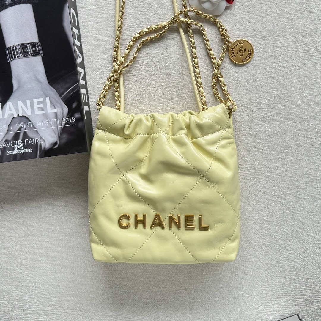 Ellebag’s 1:1 Replica of the Chanel 23S 22Mini Bag in “Chick Yellow”: A Masterpiece of Playful Elegance(2025 May Updated)-Best Quality adịgboroja Louis vuitton akpa Online Store, oyiri mmebe akpa ru