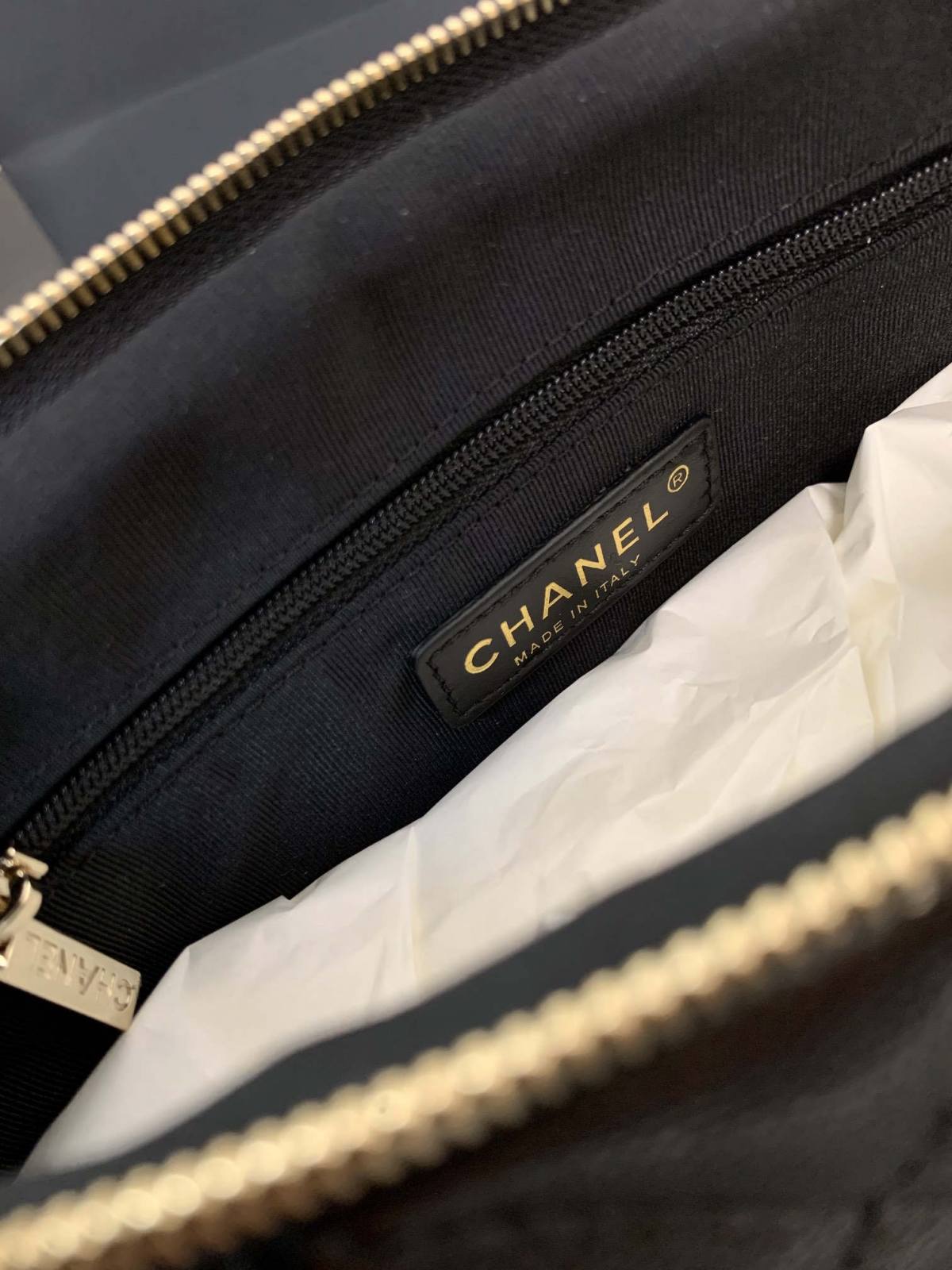 Ellebag’s 1:1 Replica of the Chanel 24P Dumpling Hobo Bag: Effortless Luxury and Durability(Updated June 2025)-Լավագույն որակի կեղծ Louis Vuitton պայուսակների առցանց խանութ, Replica դիզայներական պայուսակ ru