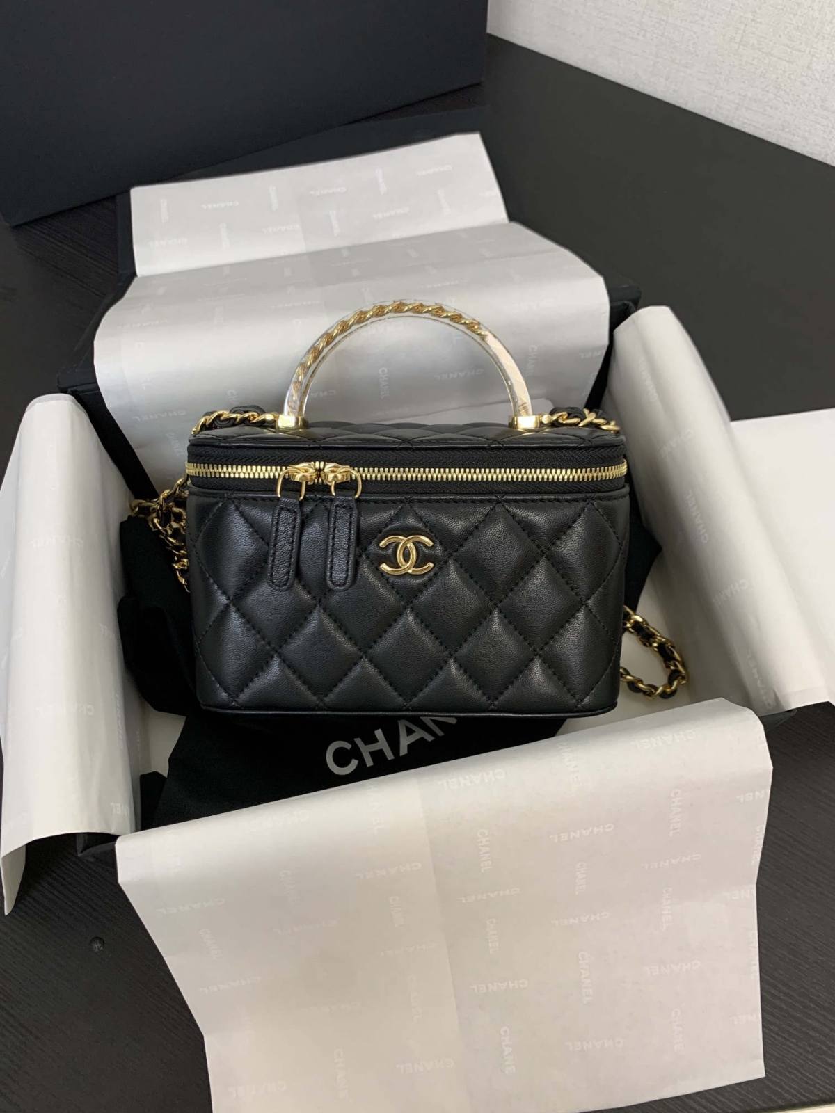 Ellebag’s 1:1 Replica of the Chanel 24S Transparent Handle Bags: A Fusion of Luxury and Innovation(2025 June Updated)-Best Quality Fake Louis Vuitton Bag Online Store, Replica designer bag ru