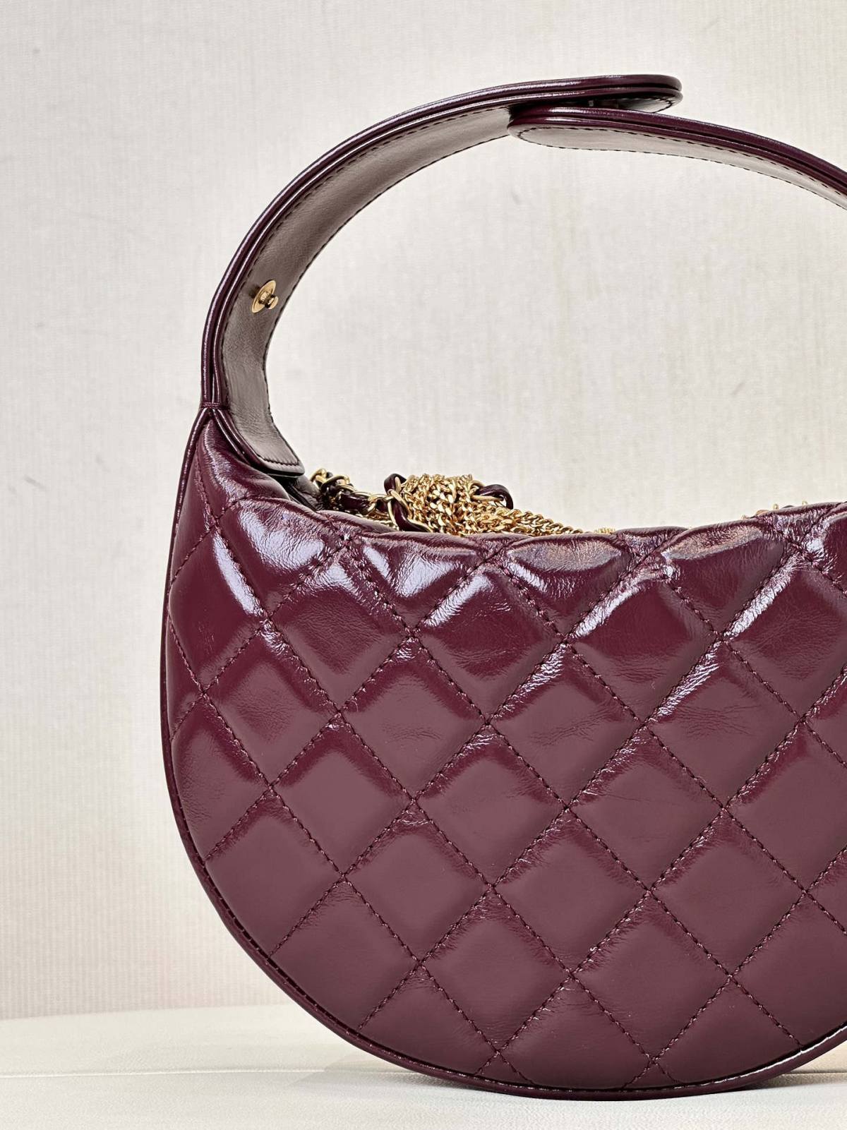 Ellebag’s 1:1 Replica of the Chanel AP4058: A Masterpiece of Vintage Elegance and Modern Design(2025 June Updated)-Best Quality Fake Louis Vuitton Bag Online Store, Replica designer bag ru