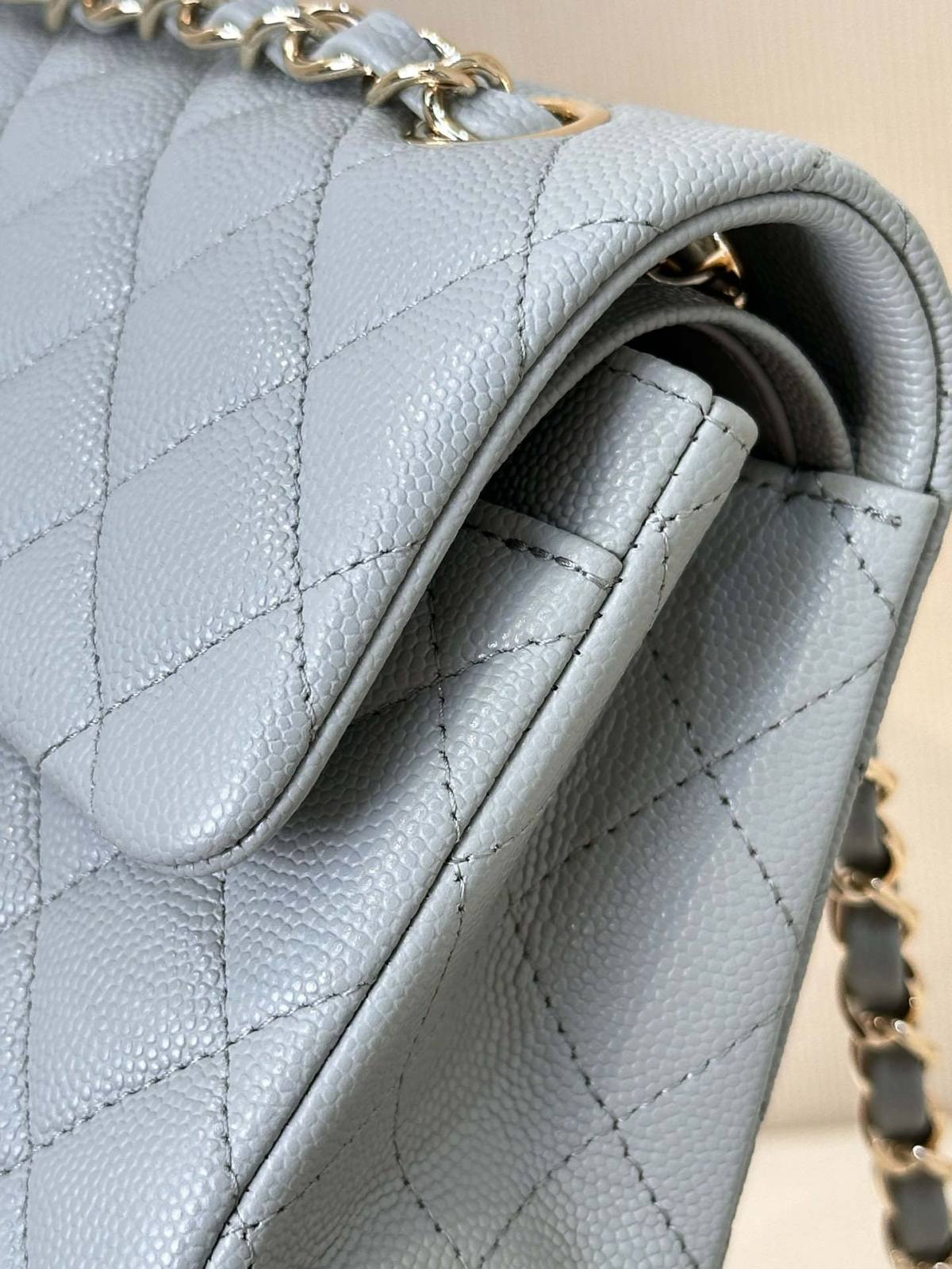 Ellebag’s 1:1 Replica of the Chanel AS1117 Bag: Timeless Elegance and Impeccable Craftsmanship(2025 June Updated)-Best Quality Fake Louis Vuitton Bag Online Store, Replica designer bag ru