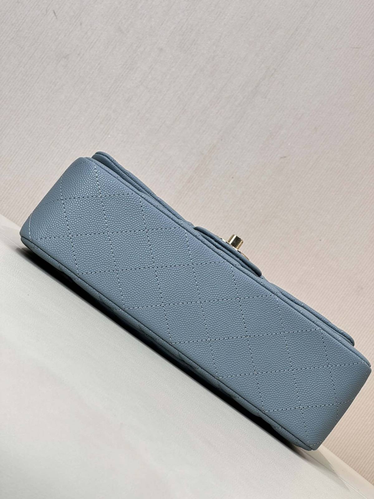 Ellebag’s 1:1 Replica of the Chanel AS1117 Bag: Timeless Elegance and Impeccable Craftsmanship(2025 June Updated)-Best Quality Fake Louis Vuitton Bag Online Store, Replica designer bag ru