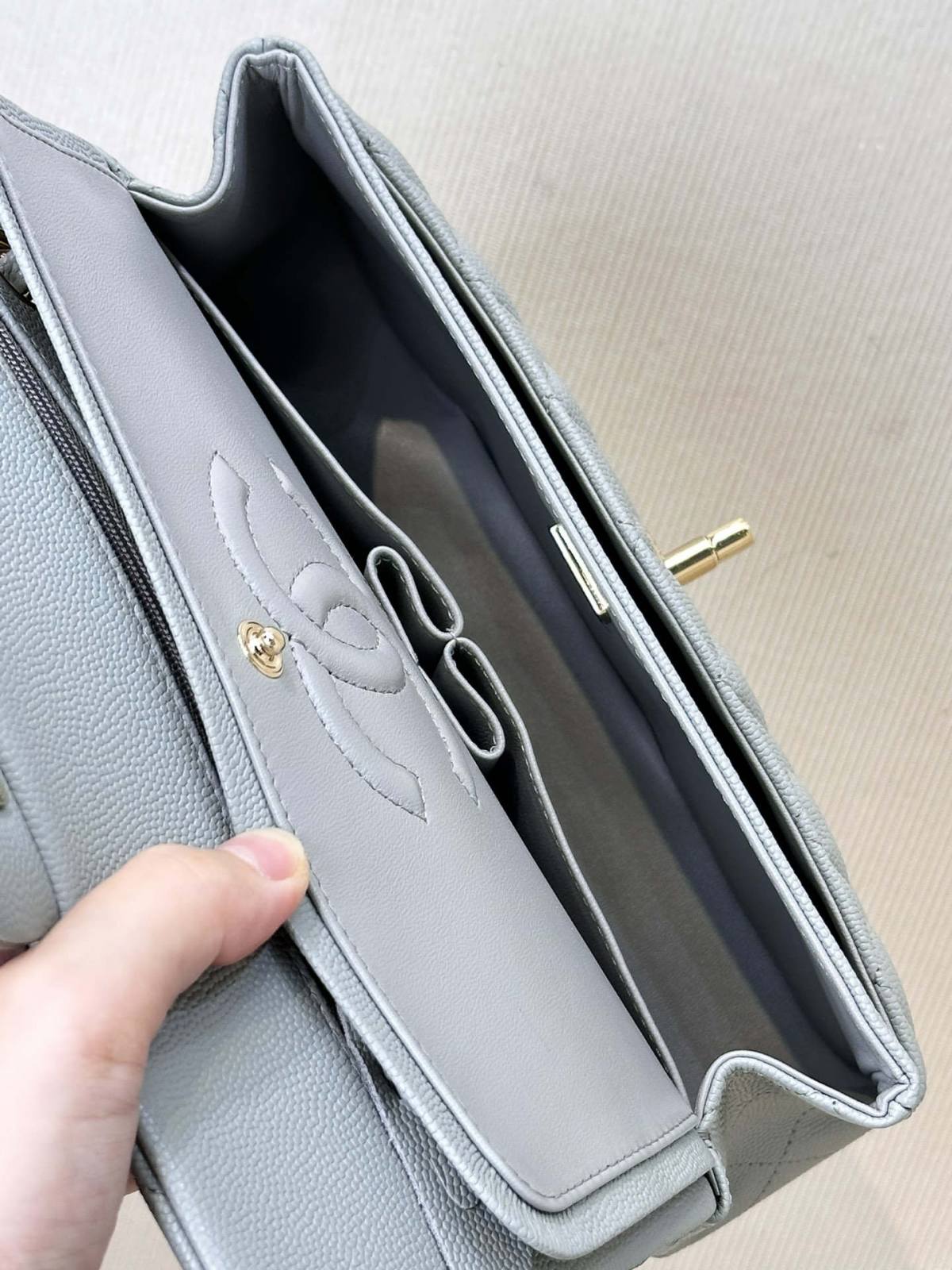 Ellebag’s 1:1 Replica of the Chanel AS1117 Bag: Timeless Elegance and Impeccable Craftsmanship(2025 June Updated)-Best Quality Fake Louis Vuitton Bag Online Store, Replica designer bag ru