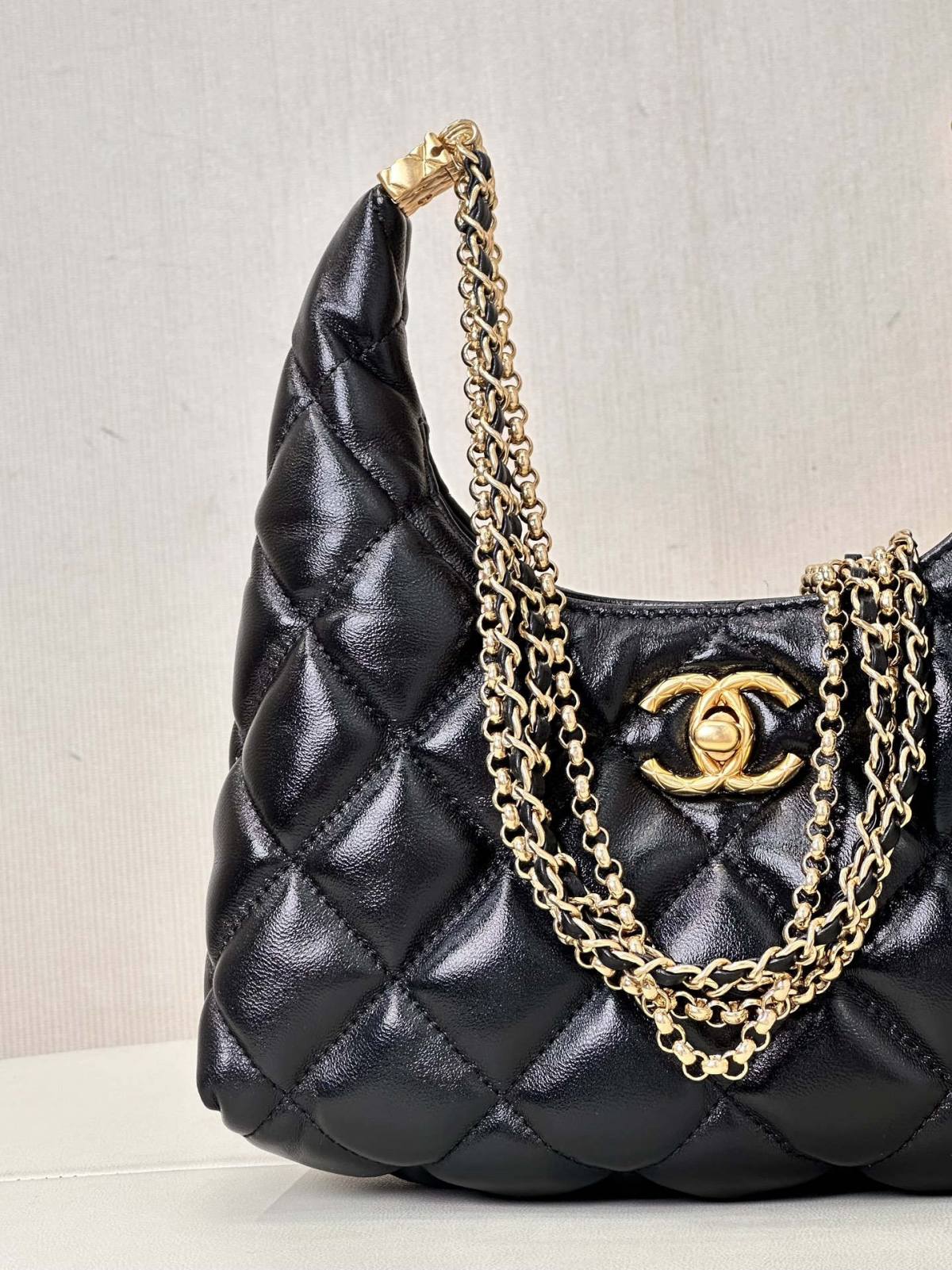 Ellebag’s 1:1 Replica of the Chanel AS4966: A Masterful Fusion of Retro Elegance and Modern Functionality(2025 June Updated)-Best Quality Fake Louis Vuitton Bag Online Store, Replica designer bag ru