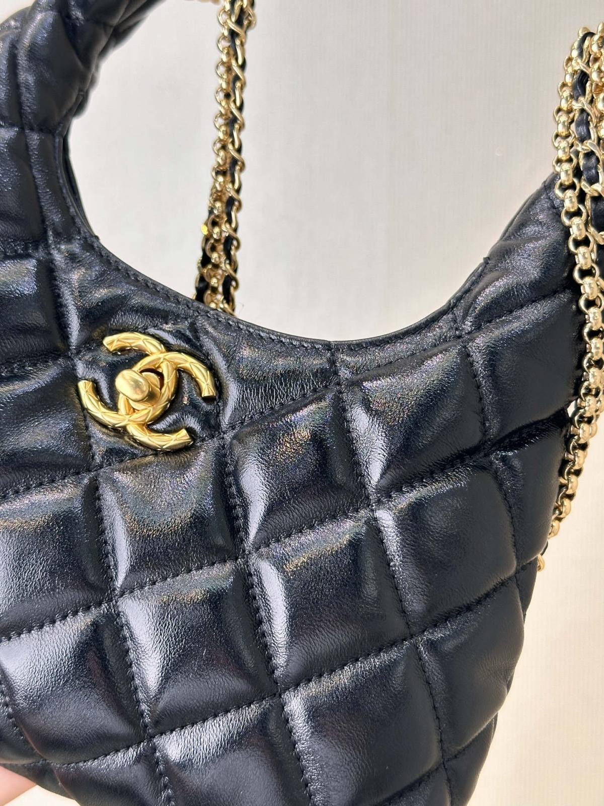 Ellebag’s 1:1 Replica of the Chanel AS4966: A Masterful Fusion of Retro Elegance and Modern Functionality(2025 June Updated)-Best Quality Fake Louis Vuitton Bag Online Store, Replica designer bag ru