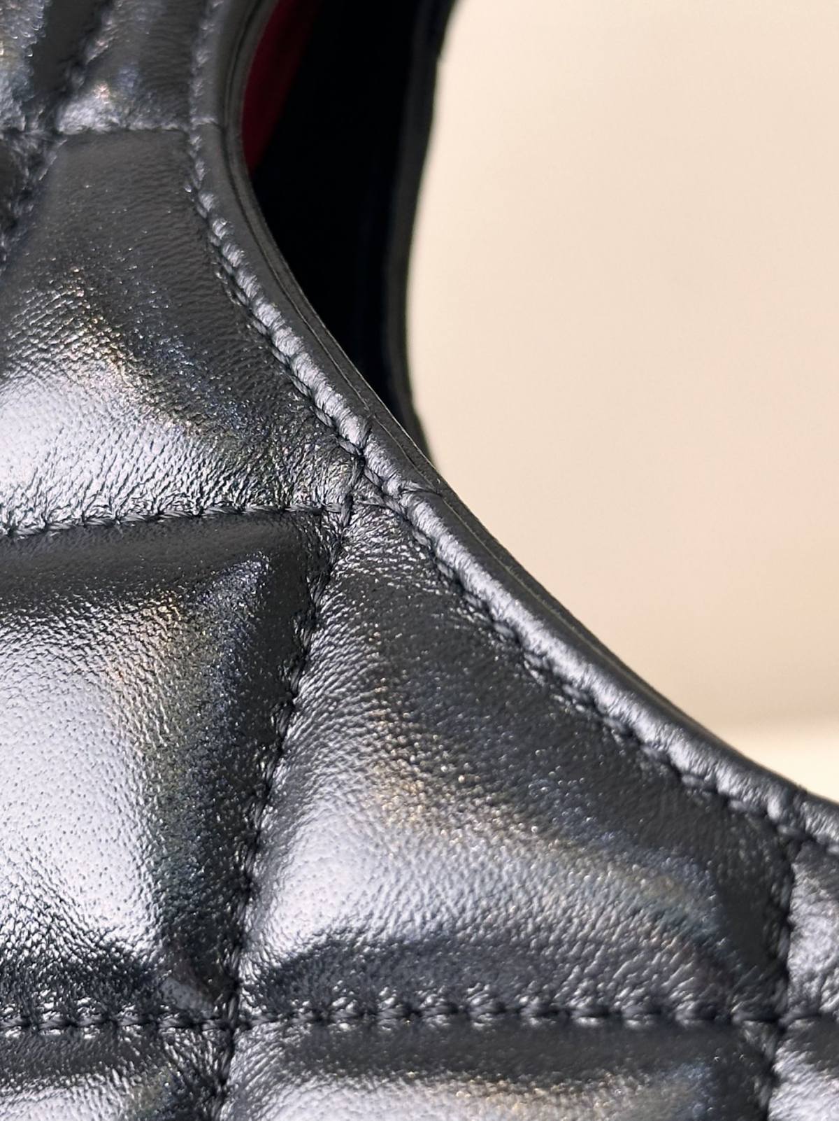 Ellebag’s 1:1 Replica of the Chanel AS4966: A Masterful Fusion of Retro Elegance and Modern Functionality(2025 June Updated)-Best Quality Fake Louis Vuitton Bag Online Store, Replica designer bag ru