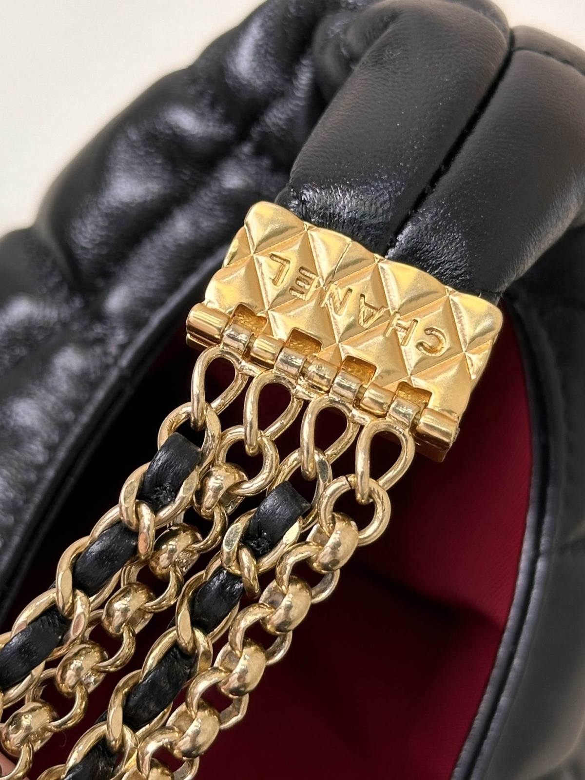 Ellebag’s 1:1 Replica of the Chanel AS4966: A Masterful Fusion of Retro Elegance and Modern Functionality(2025 June Updated)-Best Quality Fake Louis Vuitton Bag Online Store, Replica designer bag ru